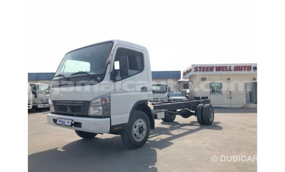 Buy Import Mitsubishi L400 White Truck in Import - Dubai in Clarendon Buy Import Mitsubishi L400 White Truck in Import - Dubai in Clarendon
