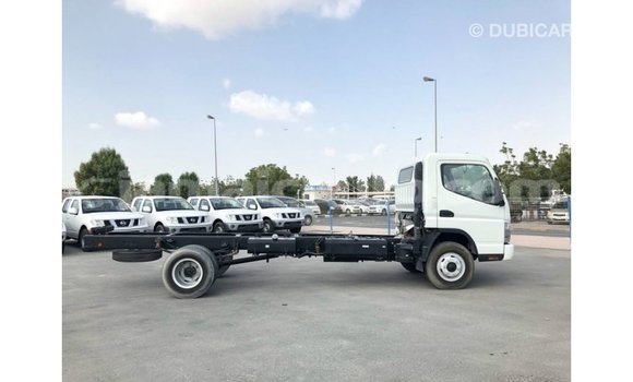 Buy Import Mitsubishi L400 White Truck in Import - Dubai in Clarendon Buy Import Mitsubishi L400 White Truck in Import - Dubai in Clarendon