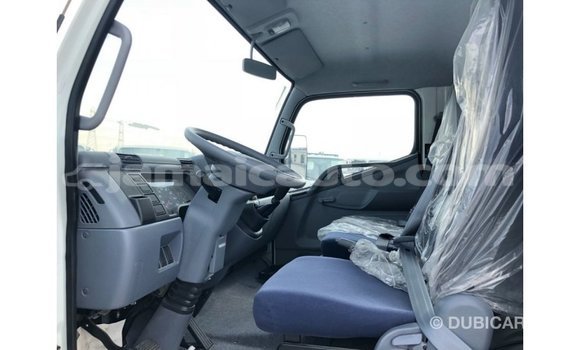 Buy Import Mitsubishi L400 White Truck in Import - Dubai in Clarendon Buy Import Mitsubishi L400 White Truck in Import - Dubai in Clarendon