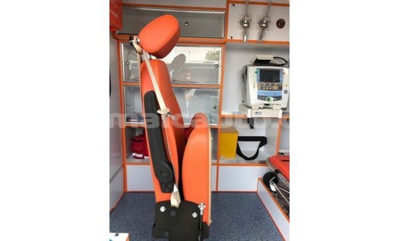 Buy Import Toyota Hiace White Car in Import - Dubai in Clarendon Buy Import Toyota Hiace White Car in Import - Dubai in Clarendon