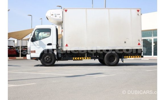 Buy Import Mitsubishi L400 White Truck in Import - Dubai in Clarendon