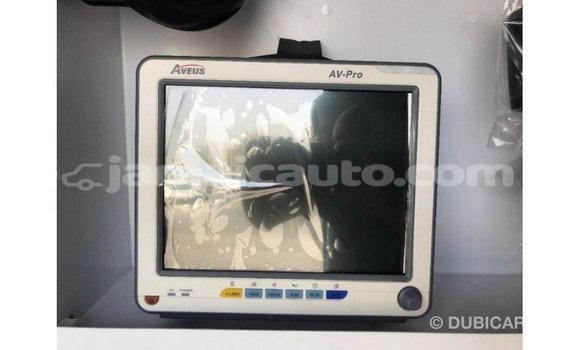 Buy Import Toyota Hiace White Car in Import - Dubai in Clarendon Buy Import Toyota Hiace White Car in Import - Dubai in Clarendon