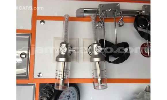 Buy Import Toyota Hiace White Car in Import - Dubai in Clarendon Buy Import Toyota Hiace White Car in Import - Dubai in Clarendon