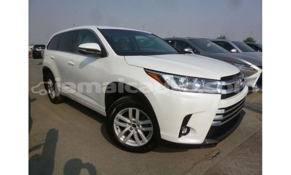 Buy Import Toyota Kluger White Car in Import - Dubai in Clarendon Buy Import Toyota Kluger White Car in Import - Dubai in Clarendon