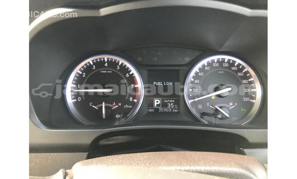 Buy Import Toyota Kluger White Car in Import - Dubai in Clarendon Buy Import Toyota Kluger White Car in Import - Dubai in Clarendon