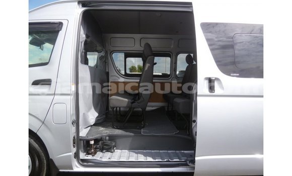 Buy Import Toyota Hiace Other Car in Import - Dubai in Clarendon Buy Import Toyota Hiace Other Car in Import - Dubai in Clarendon