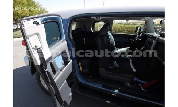 Buy Import Toyota FJ Cruiser Blue Car in Import - Dubai in Clarendon