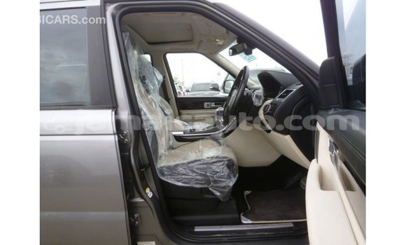 Buy Import Land Rover Range Rover Other Car in Import - Dubai in Clarendon Buy Import Land Rover Range Rover Other Car in Import - Dubai in Clarendon