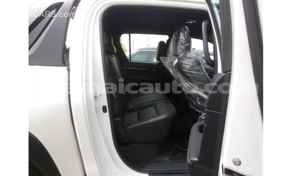Buy Import Toyota Hilux White Car in Import - Dubai in Clarendon Buy Import Toyota Hilux White Car in Import - Dubai in Clarendon