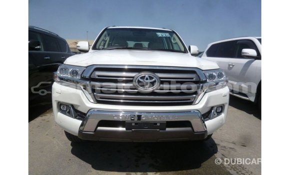 Buy Import Toyota Land Cruiser White Car in Import - Dubai in Clarendon Buy Import Toyota Land Cruiser White Car in Import - Dubai in Clarendon