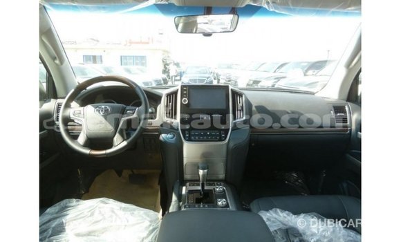 Buy Import Toyota Land Cruiser White Car in Import - Dubai in Clarendon Buy Import Toyota Land Cruiser White Car in Import - Dubai in Clarendon