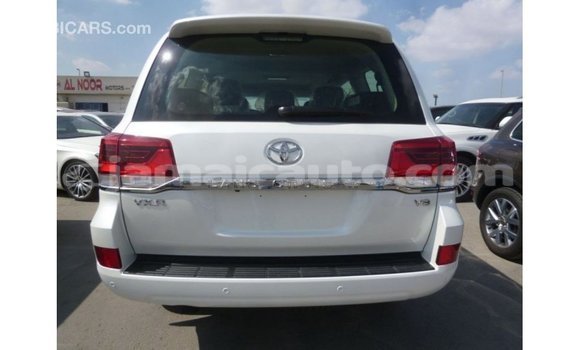 Buy Import Toyota Land Cruiser White Car in Import - Dubai in Clarendon Buy Import Toyota Land Cruiser White Car in Import - Dubai in Clarendon