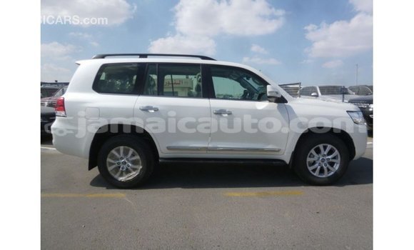 Buy Import Toyota Land Cruiser White Car in Import - Dubai in Clarendon Buy Import Toyota Land Cruiser White Car in Import - Dubai in Clarendon
