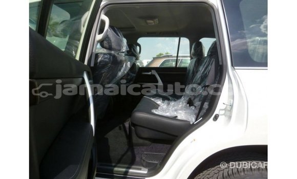 Buy Import Toyota Land Cruiser White Car in Import - Dubai in Clarendon Buy Import Toyota Land Cruiser White Car in Import - Dubai in Clarendon
