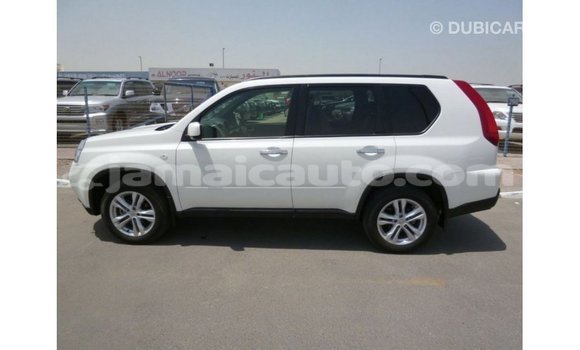 Buy Import Nissan Evalia White Truck in Import - Dubai in Clarendon Buy Import Nissan Evalia White Truck in Import - Dubai in Clarendon
