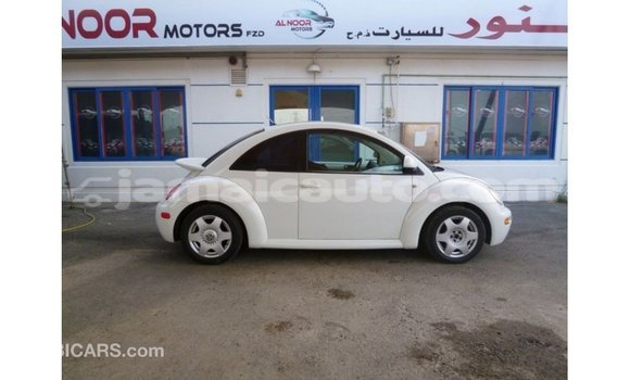 Buy Import Volkswagen Beetle White Car in Import - Dubai in Clarendon Buy Import Volkswagen Beetle White Car in Import - Dubai in Clarendon