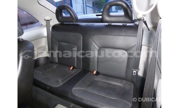 Buy Import Volkswagen Beetle White Car in Import - Dubai in Clarendon Buy Import Volkswagen Beetle White Car in Import - Dubai in Clarendon