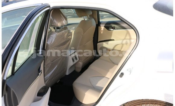 Buy Import Toyota Camry White Car in Import - Dubai in Clarendon Buy Import Toyota Camry White Car in Import - Dubai in Clarendon