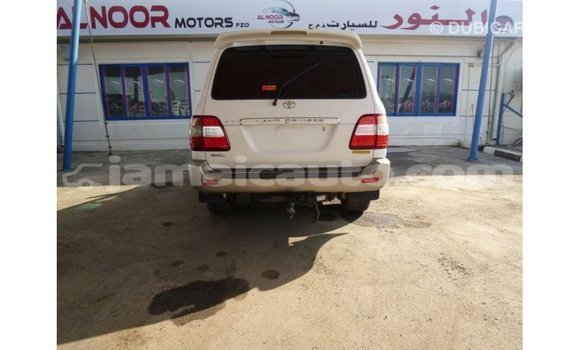 Buy Import Toyota Land Cruiser White Car in Import - Dubai in Clarendon Buy Import Toyota Land Cruiser White Car in Import - Dubai in Clarendon