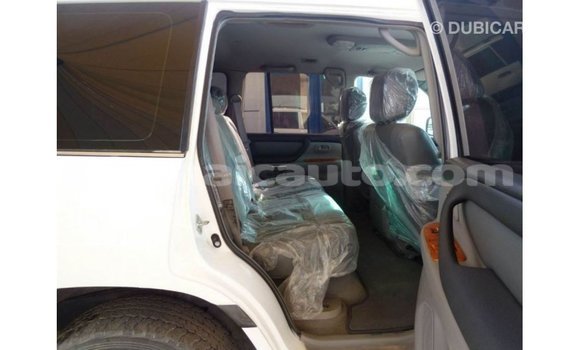 Buy Import Toyota Land Cruiser White Car in Import - Dubai in Clarendon Buy Import Toyota Land Cruiser White Car in Import - Dubai in Clarendon