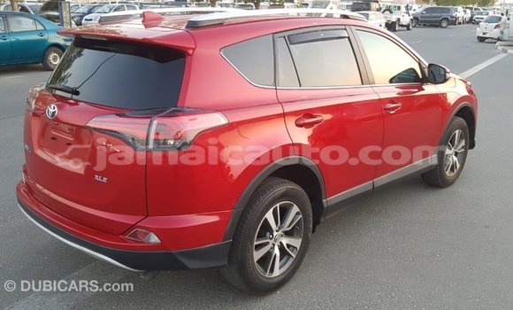 Acheter Import Utilitaire Toyota HiAce Rouge à Import - Dubai, Clarendon Acheter Import Utilitaire Toyota HiAce Rouge à Import - Dubai, Clarendon