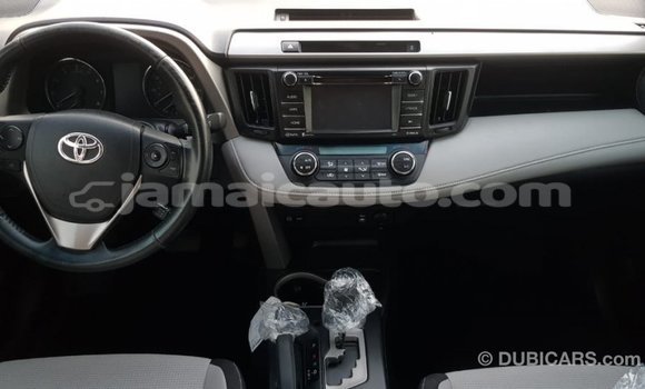 Acheter Import Utilitaire Toyota HiAce Rouge à Import - Dubai, Clarendon Acheter Import Utilitaire Toyota HiAce Rouge à Import - Dubai, Clarendon