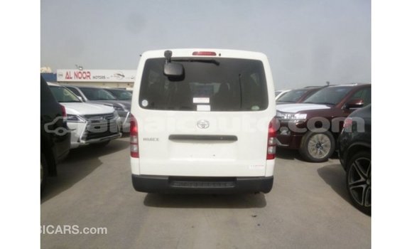 Buy Import Toyota Hiace White Car in Import - Dubai in Clarendon Buy Import Toyota Hiace White Car in Import - Dubai in Clarendon