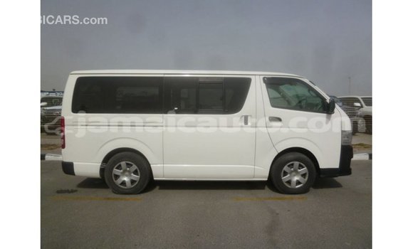 Buy Import Toyota Hiace White Car in Import - Dubai in Clarendon Buy Import Toyota Hiace White Car in Import - Dubai in Clarendon