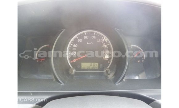 Buy Import Toyota Hiace White Car in Import - Dubai in Clarendon Buy Import Toyota Hiace White Car in Import - Dubai in Clarendon