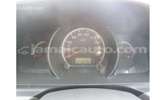 Buy Import Toyota Hiace White Car in Import - Dubai in Clarendon Buy Import Toyota Hiace White Car in Import - Dubai in Clarendon