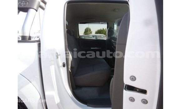 Buy Import Toyota Hilux White Car in Import - Dubai in Clarendon Buy Import Toyota Hilux White Car in Import - Dubai in Clarendon