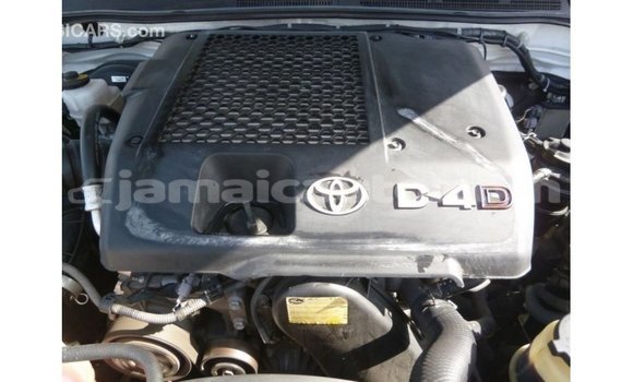 Buy Import Toyota Hilux White Car in Import - Dubai in Clarendon Buy Import Toyota Hilux White Car in Import - Dubai in Clarendon