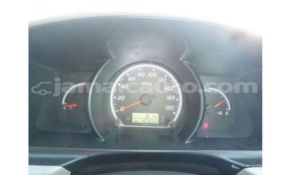 Buy Import Toyota Hiace White Car in Import - Dubai in Clarendon Buy Import Toyota Hiace White Car in Import - Dubai in Clarendon