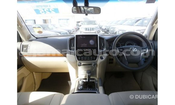 Buy Import Toyota Land Cruiser White Car in Import - Dubai in Clarendon Buy Import Toyota Land Cruiser White Car in Import - Dubai in Clarendon
