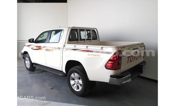 Buy Import Toyota Hilux White Car in Import - Dubai in Clarendon Buy Import Toyota Hilux White Car in Import - Dubai in Clarendon
