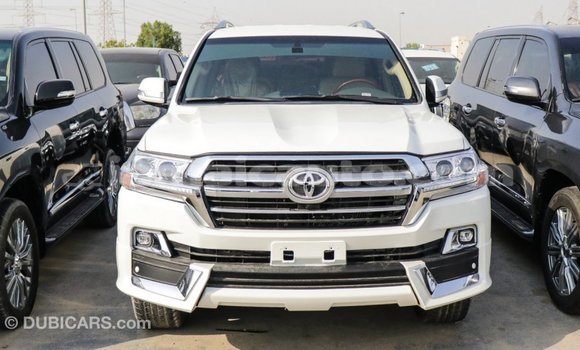 Buy Import Toyota Land Cruiser White Car in Import - Dubai in Clarendon Buy Import Toyota Land Cruiser White Car in Import - Dubai in Clarendon