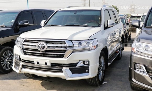 Buy Import Toyota Land Cruiser White Car in Import - Dubai in Clarendon Buy Import Toyota Land Cruiser White Car in Import - Dubai in Clarendon