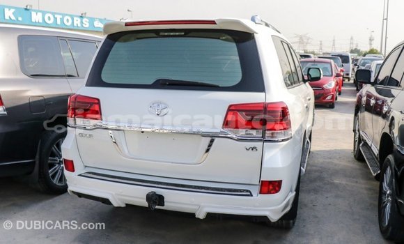 Buy Import Toyota Land Cruiser White Car in Import - Dubai in Clarendon Buy Import Toyota Land Cruiser White Car in Import - Dubai in Clarendon
