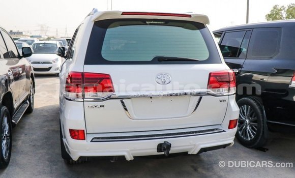 Buy Import Toyota Land Cruiser White Car in Import - Dubai in Clarendon Buy Import Toyota Land Cruiser White Car in Import - Dubai in Clarendon