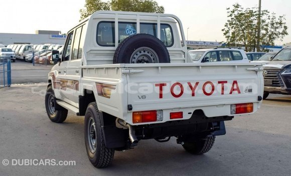 Buy Import Toyota Land Cruiser White Car in Import - Dubai in Clarendon Buy Import Toyota Land Cruiser White Car in Import - Dubai in Clarendon