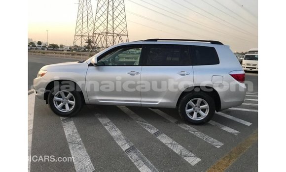 Acheter Import Voiture Toyota Highlander Autre à Import - Dubai, Clarendon Acheter Import Voiture Toyota Highlander Autre à Import - Dubai, Clarendon