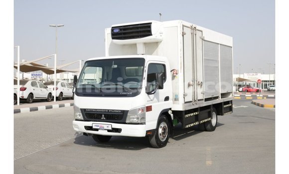 Buy Import Mitsubishi L400 White Truck in Import - Dubai in Clarendon