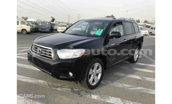 Acheter Import Voiture Toyota Highlander Noir à Import - Dubai, Clarendon Acheter Import Voiture Toyota Highlander Noir à Import - Dubai, Clarendon