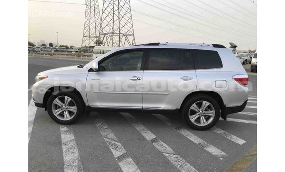 Acheter Import Voiture Toyota Highlander Autre à Import - Dubai, Clarendon Acheter Import Voiture Toyota Highlander Autre à Import - Dubai, Clarendon