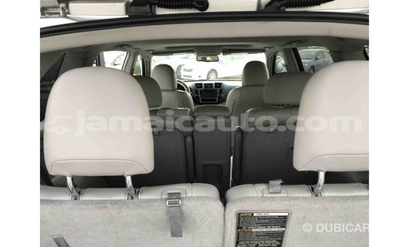 Acheter Import Voiture Toyota Highlander Autre à Import - Dubai, Clarendon Acheter Import Voiture Toyota Highlander Autre à Import - Dubai, Clarendon