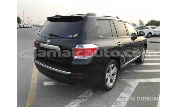 Acheter Import Voiture Toyota Highlander Noir à Import - Dubai, Clarendon Acheter Import Voiture Toyota Highlander Noir à Import - Dubai, Clarendon