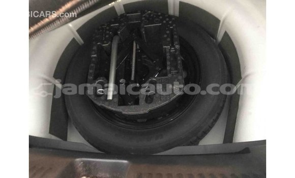 Acheter Import Voiture Volkswagen Jetta Blanc à Import - Dubai, Clarendon Acheter Import Voiture Volkswagen Jetta Blanc à Import - Dubai, Clarendon