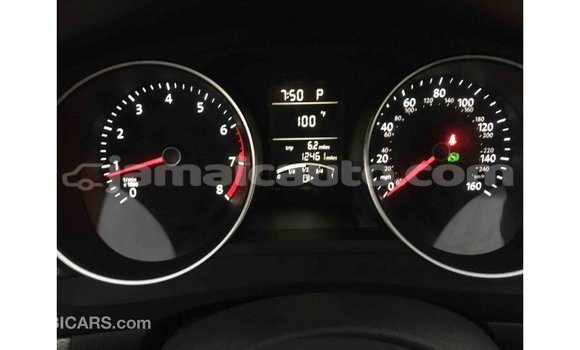 Acheter Import Voiture Volkswagen Jetta Blanc à Import - Dubai, Clarendon Acheter Import Voiture Volkswagen Jetta Blanc à Import - Dubai, Clarendon