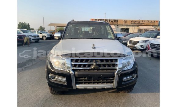 Buy Import Mitsubishi Pajero Black Car in Import - Dubai in Clarendon Buy Import Mitsubishi Pajero Black Car in Import - Dubai in Clarendon