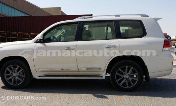 Buy Import Toyota Land Cruiser White Car in Import - Dubai in Clarendon Buy Import Toyota Land Cruiser White Car in Import - Dubai in Clarendon